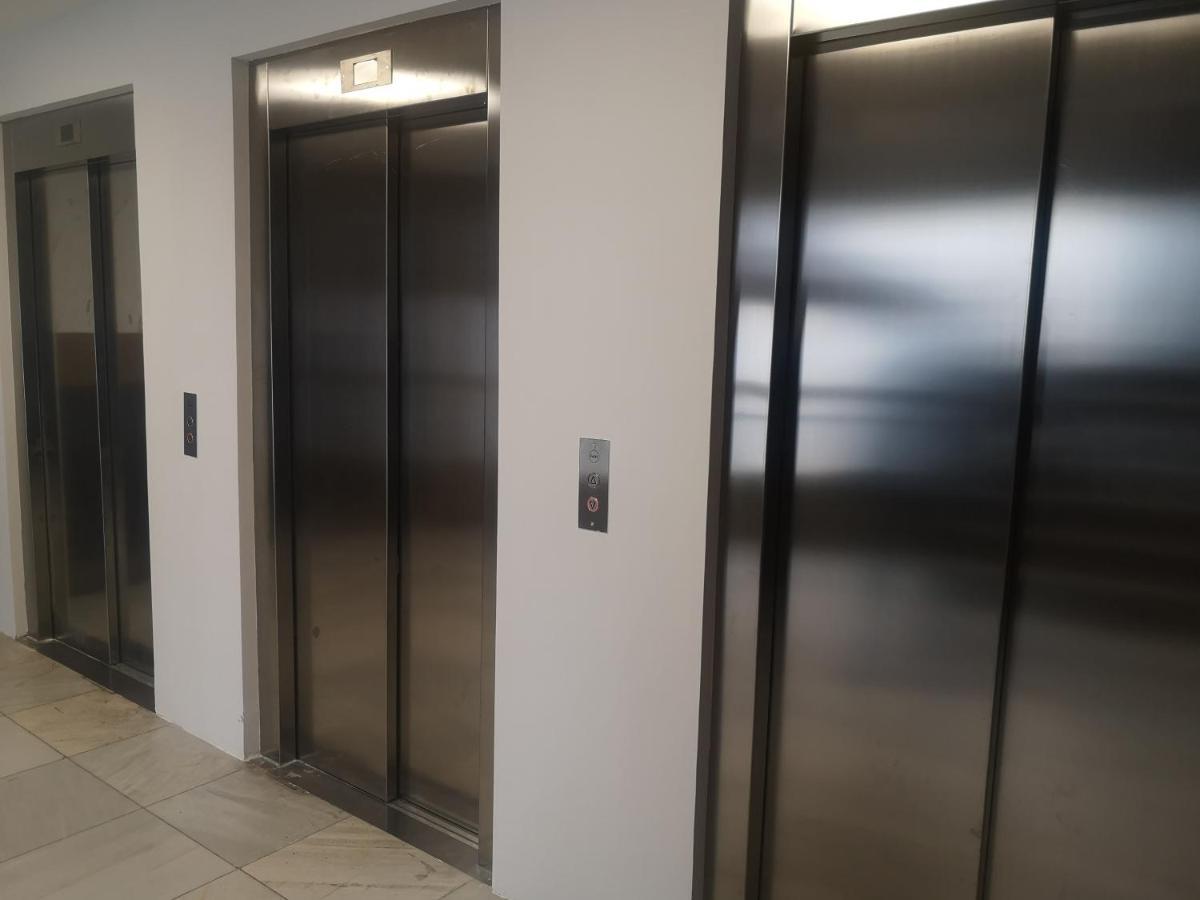 Apartamento Rosa Puerta Del Sol Apartman Madrid Kültér fotó