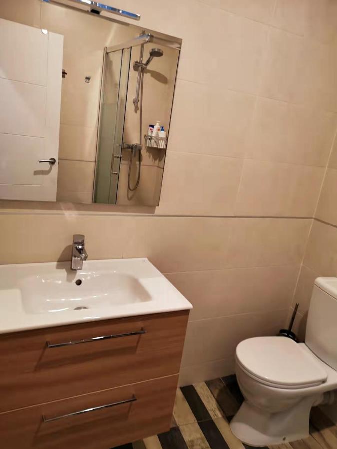 Apartamento Rosa Puerta Del Sol Apartman Madrid Kültér fotó